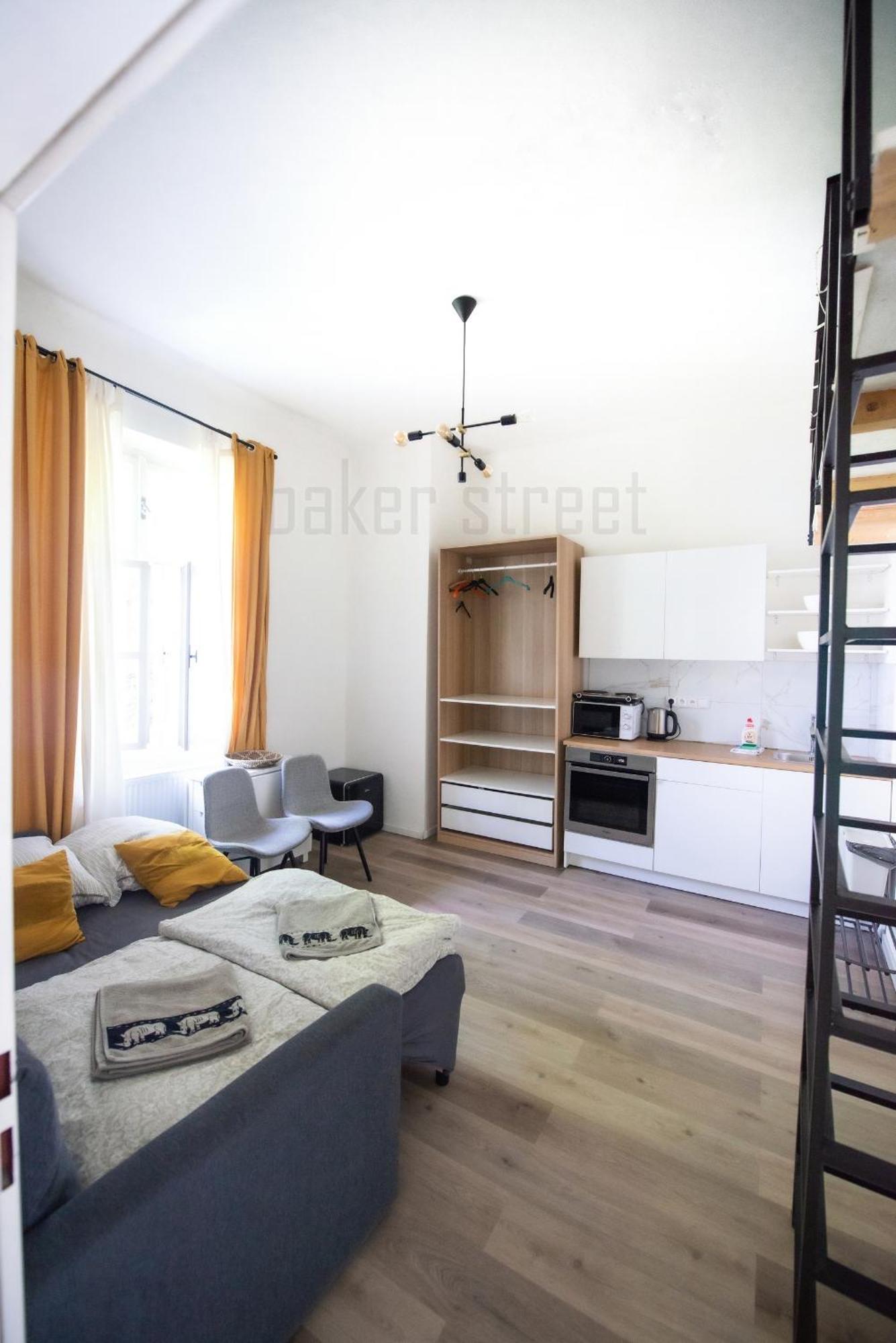 Storey Apartment Close To Metro Palmovka Prag Eksteriør billede