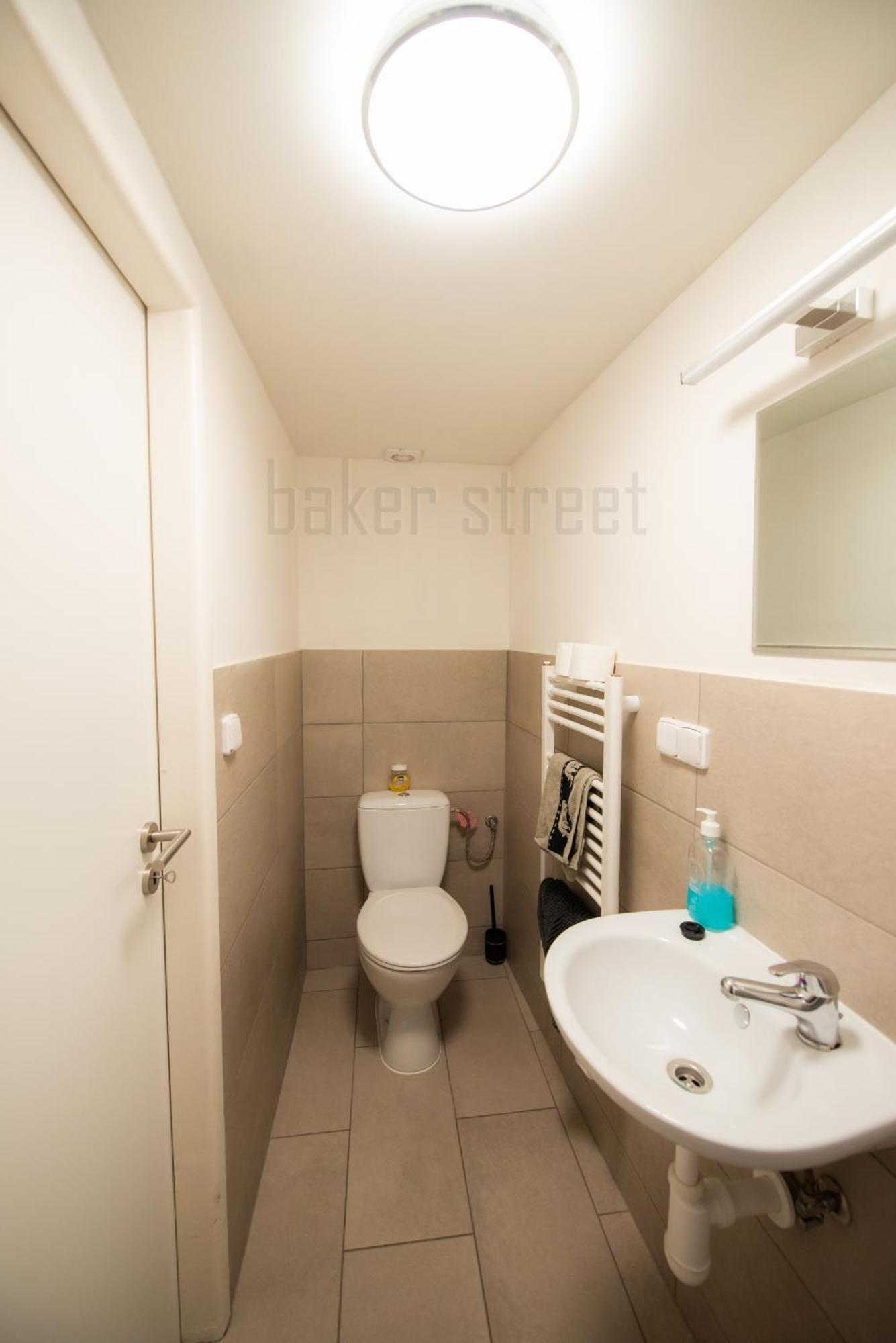 Storey Apartment Close To Metro Palmovka Prag Eksteriør billede