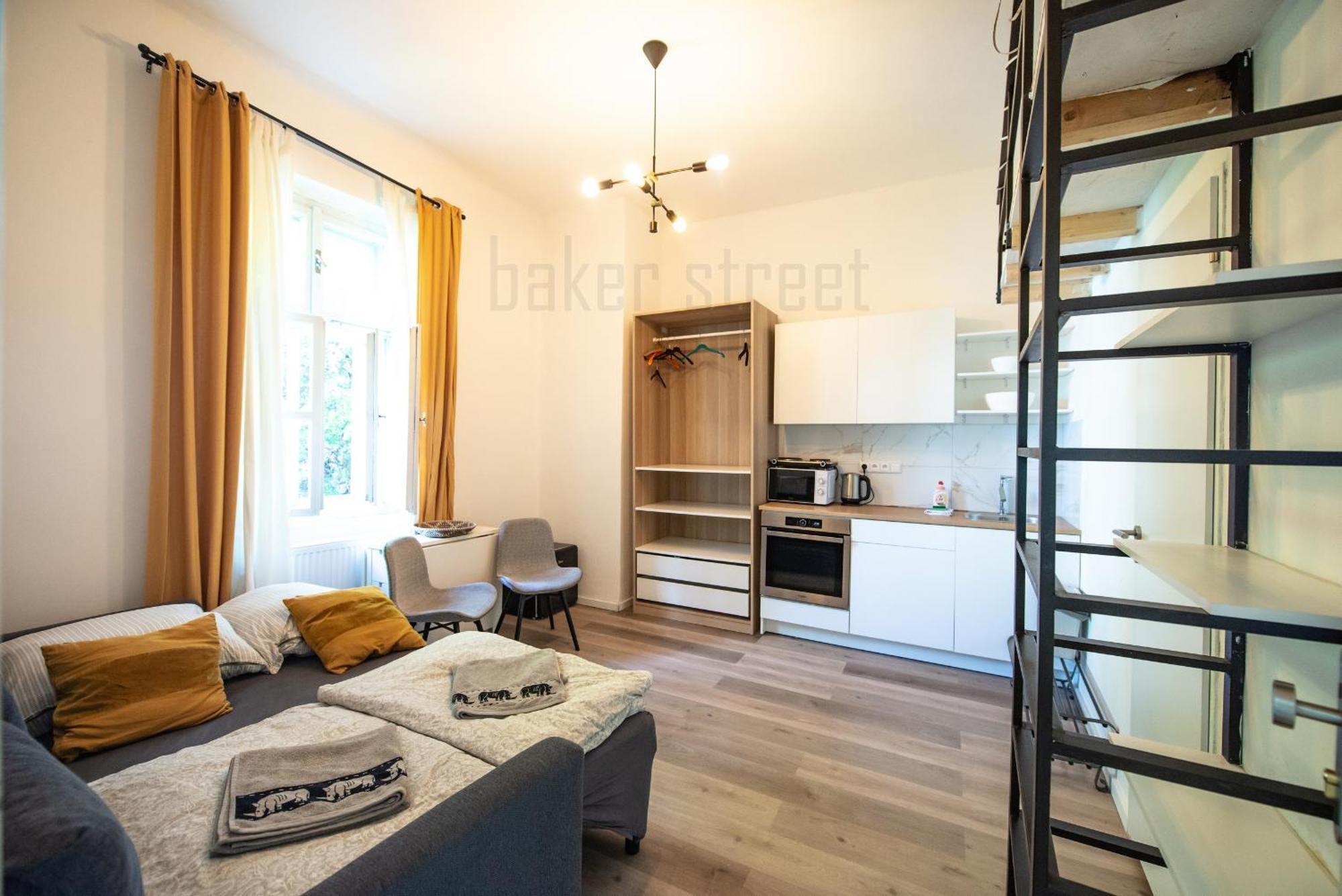Storey Apartment Close To Metro Palmovka Prag Eksteriør billede